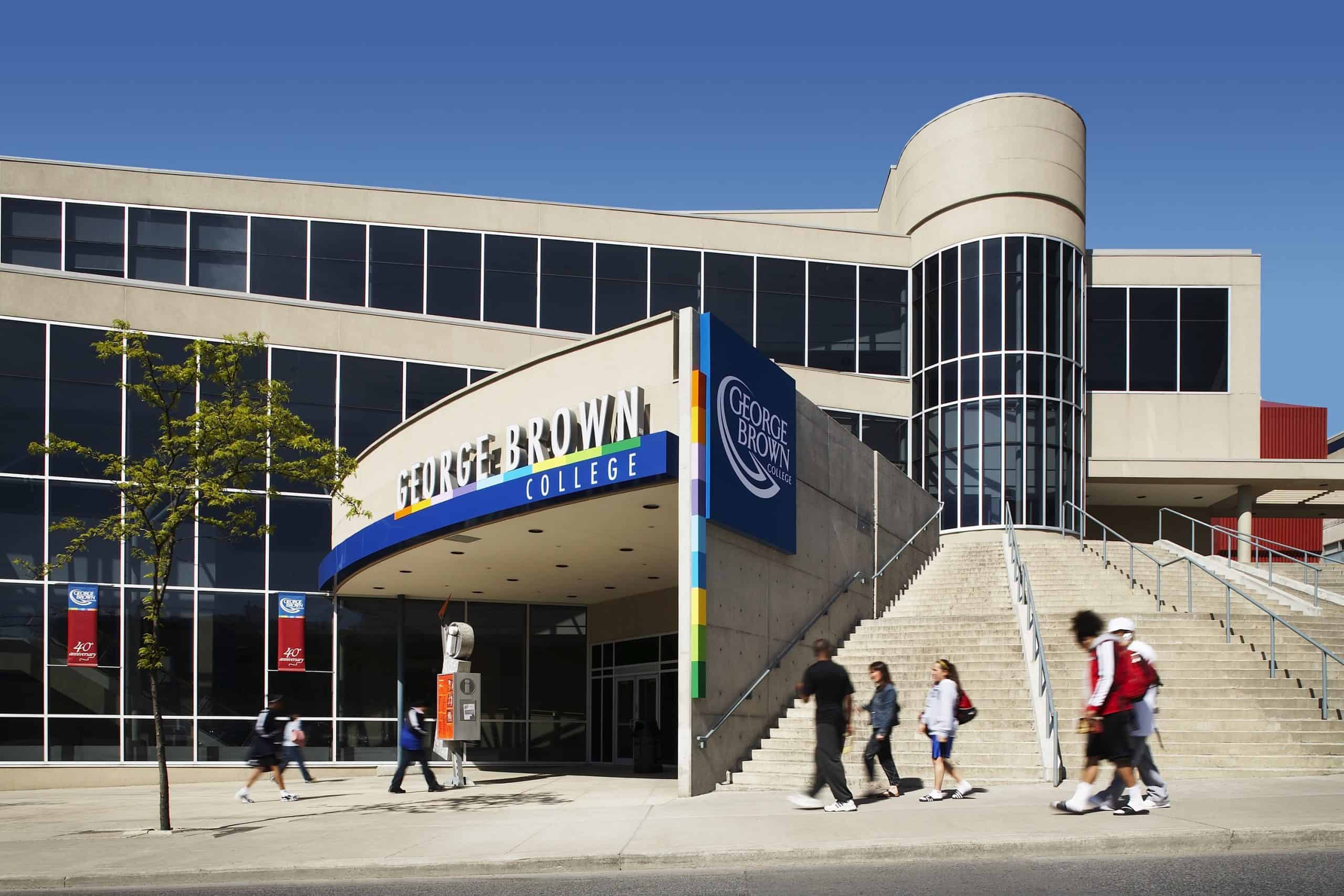 Đây là trường cao đẳng cộng đồng lớn nhất bang Ontario có đào tạo ngành hospitality chất lượng